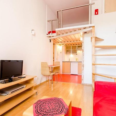 Central Krak Apartments - studios Librowszczyzna Krakkó Kültér fotó