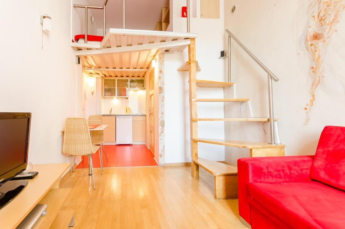 Central Krak Apartments - studios Librowszczyzna Krakkó Kültér fotó