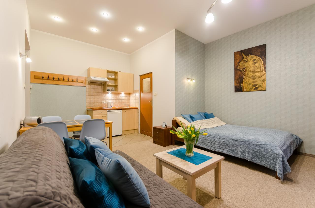 Central Krak Apartments - studios Librowszczyzna Krakkó Kültér fotó