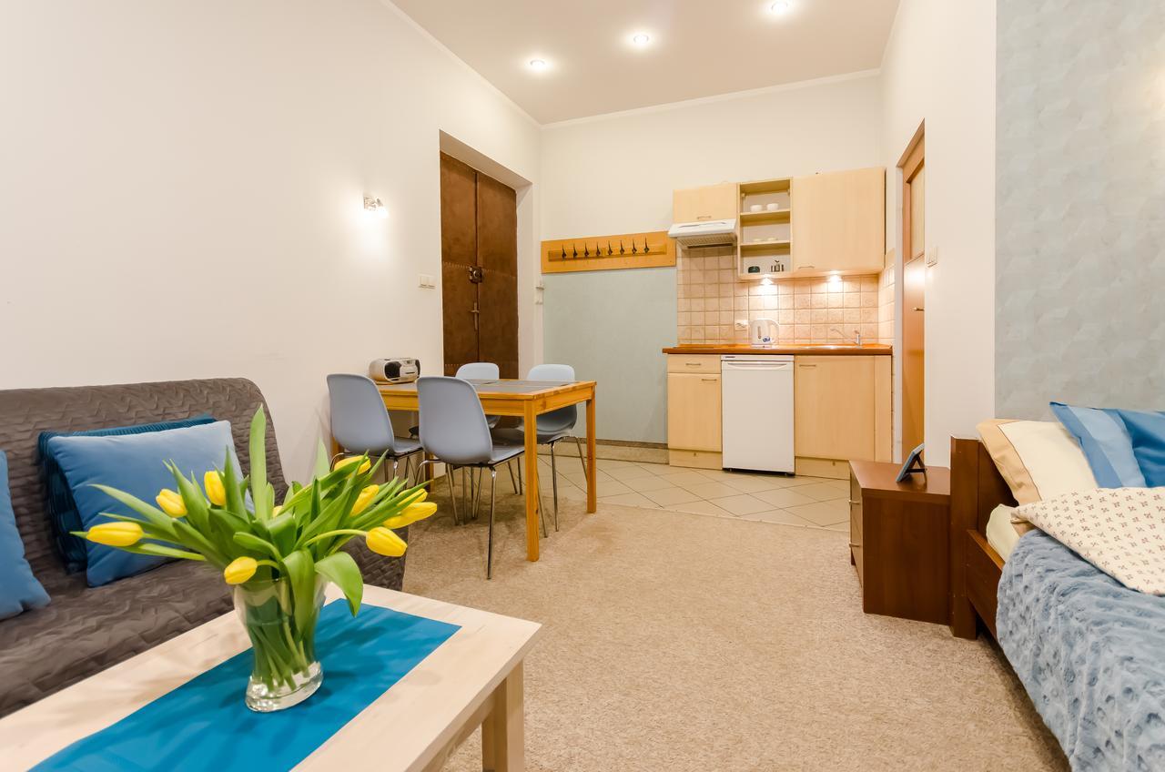 Central Krak Apartments - studios Librowszczyzna Krakkó Kültér fotó