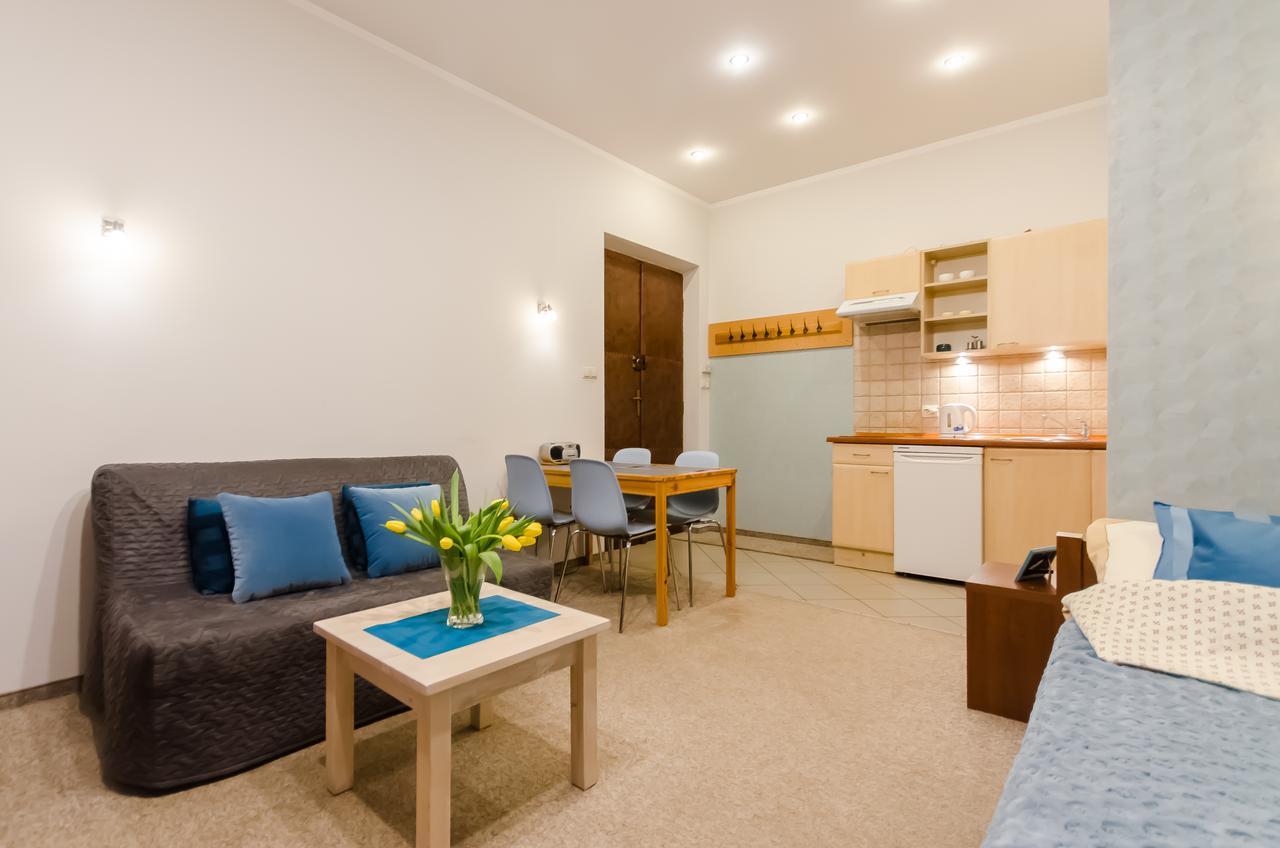 Central Krak Apartments - studios Librowszczyzna Krakkó Kültér fotó
